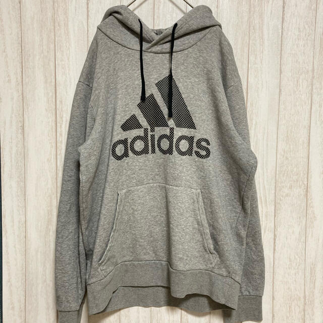 adidas(アディダス)の☆訳あり☆ adidas アディダス ドット柄　パフォーマンスロゴ　パーカー メンズのトップス(パーカー)の商品写真