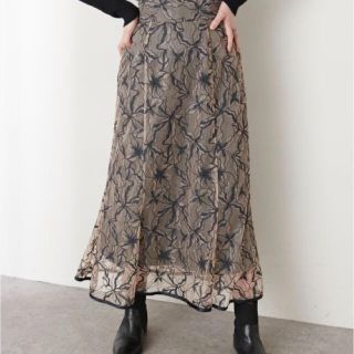 ナチュラルクチュール(natural couture)の長さ変えれるパイピングレーススカート(ロングスカート)