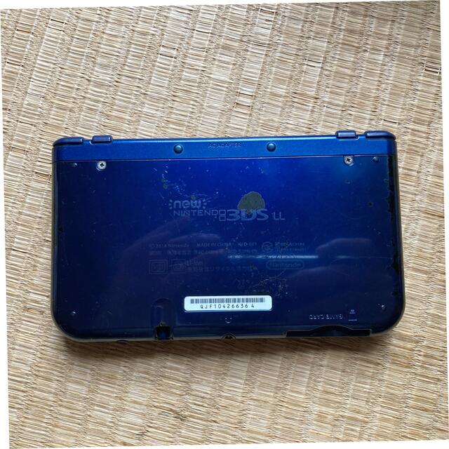 ニンテンドー3DS(ニンテンドー3DS)のニュー3DS エンタメ/ホビーのゲームソフト/ゲーム機本体(携帯用ゲーム機本体)の商品写真