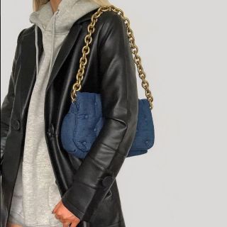 ザラ(ZARA)の新品未使用　ZARA チェーン　デニム　バッグ(ショルダーバッグ)