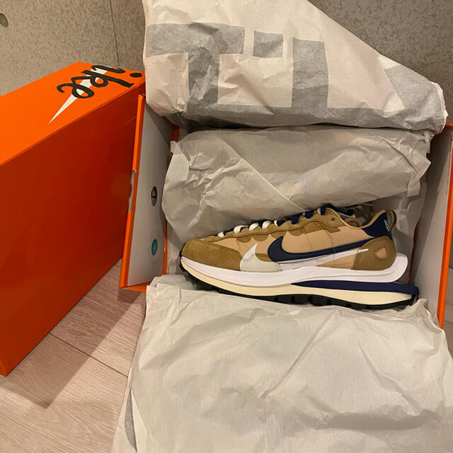 SACAI × NIKE VAPOR WAFFLE " SESAME "靴/シューズ