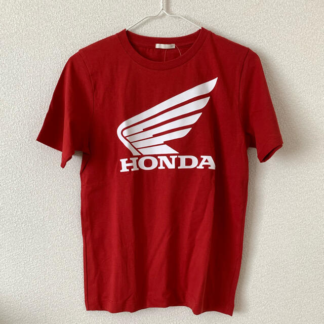 GU(ジーユー)の【新品】GU×HONDA Tシャツ 赤 キッズ/ベビー/マタニティのキッズ服男の子用(90cm~)(Tシャツ/カットソー)の商品写真