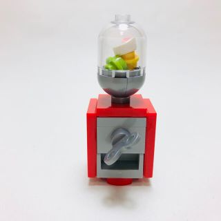 レゴ(Lego)の【新品未使用】レゴ　LEGO ガチャガチャ　レッド　赤(知育玩具)