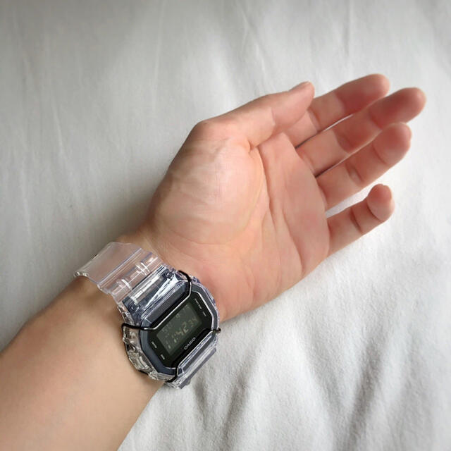 TOGA(トーガ)のCASIO G-SHOCK 腕時計 スケルトン TOGA 風 メンズの時計(腕時計(デジタル))の商品写真