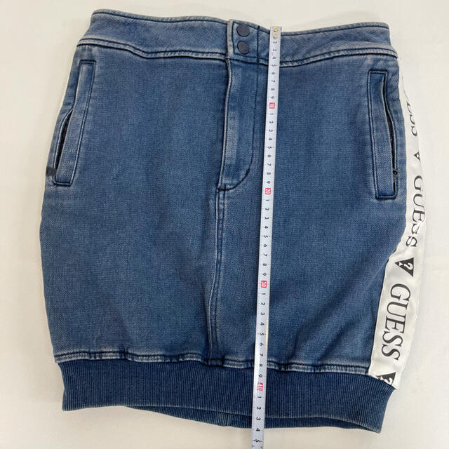 GUESS(ゲス)のGuess デニムスカート レディースのスカート(ミニスカート)の商品写真