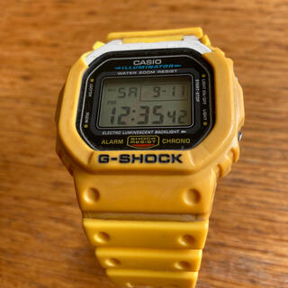 カシオ(CASIO)のCASIO カシオ G-SHOCK DW-5600E イエロー　ジャンク(腕時計(デジタル))