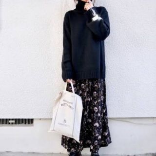 ザラ(ZARA)のZARA　花柄マキシワンピ(ロングワンピース/マキシワンピース)