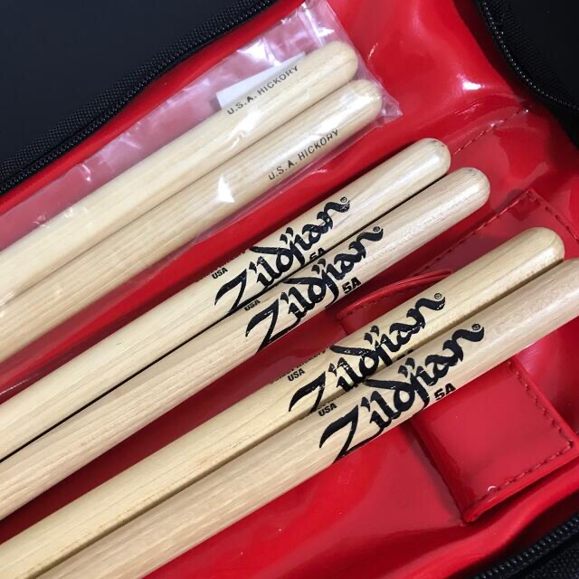 pearl(パール)のPearl 、Zildjianドラムスティック＆メトロノーム 楽器のドラム(スティック)の商品写真