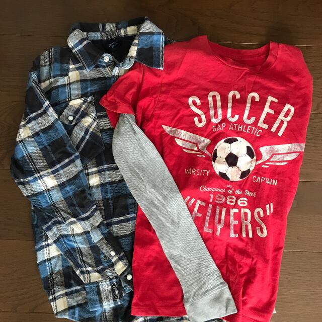 GAP(ギャップ)の２枚セット⭐️GAP チェック柄シャツ&ロングTシャツロングTシャツ& キッズ/ベビー/マタニティのキッズ服女の子用(90cm~)(Tシャツ/カットソー)の商品写真