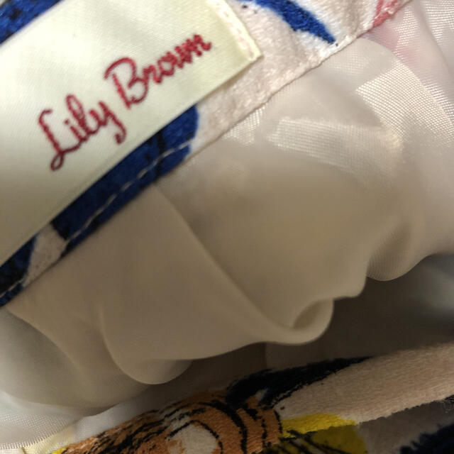 Lily Brown(リリーブラウン)のリリーブラウン　スカート レディースのスカート(ひざ丈スカート)の商品写真