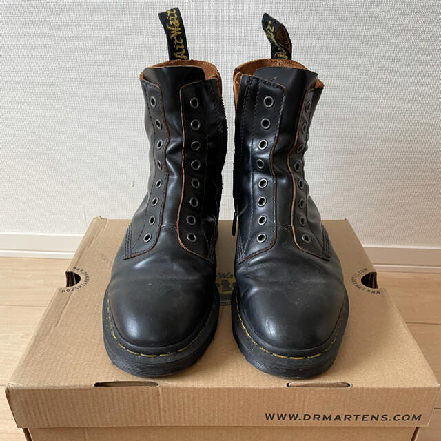 Dr.Martens ドクターマーチン 1460LL 8ホールブーツ 残りわずか
