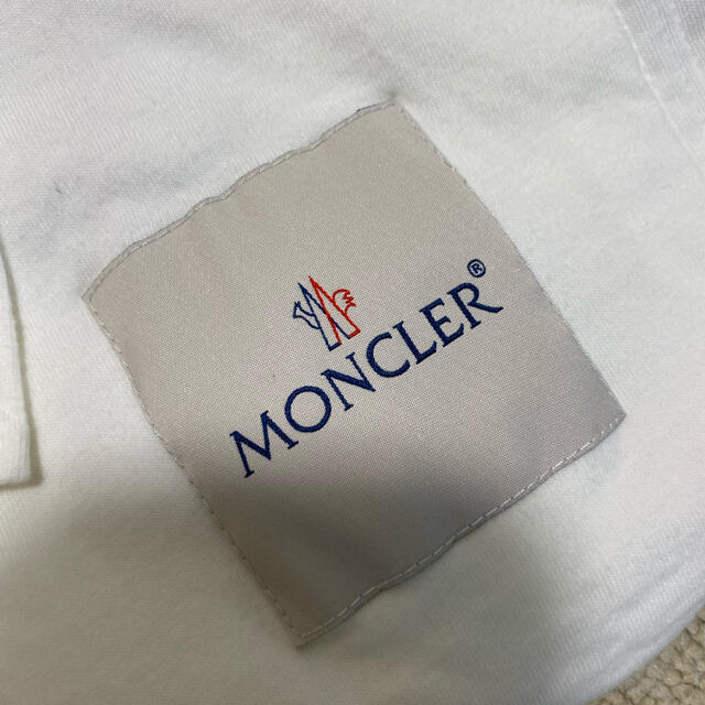 MONCLER(モンクレール)のMONCLER キッズ キッズ/ベビー/マタニティのキッズ服女の子用(90cm~)(ジャケット/上着)の商品写真