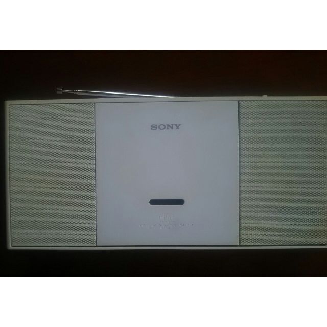 SONY(ソニー)の【訳あり】CDラジカセ　SONY　ZS-E30 スマホ/家電/カメラのオーディオ機器(ラジオ)の商品写真