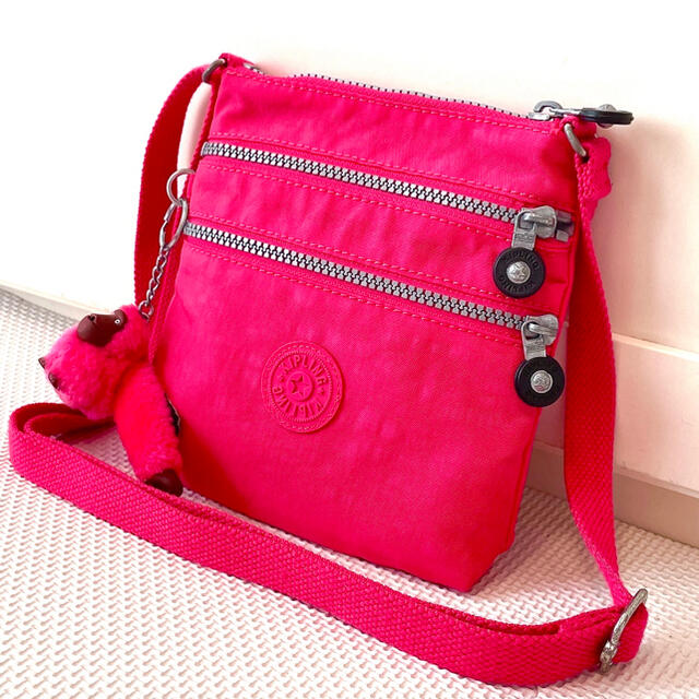 kipling(キプリング)の【美品】★ Kipling★キプリング★ショルダーバッグ★ レディースのバッグ(ショルダーバッグ)の商品写真