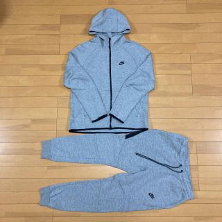 ナイキ(NIKE)の廃盤品　ナイキ テックフリース　上下セット　Lサイズ、atmos(パーカー)