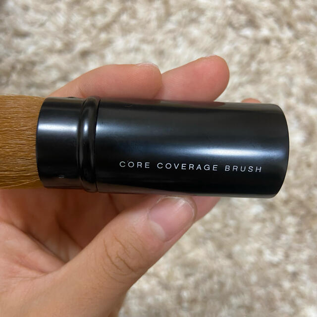 bareMinerals(ベアミネラル)のベアミネラル　bareminerals コア カバレッジ ブラシ コスメ/美容のメイク道具/ケアグッズ(チーク/フェイスブラシ)の商品写真