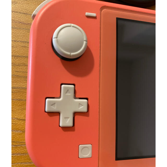 任天堂　スイッチライト　コーラル　Switch lite Coral 4