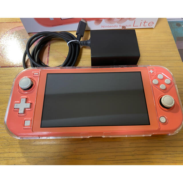 任天堂　スイッチライト　コーラル　Switch lite Coral 7