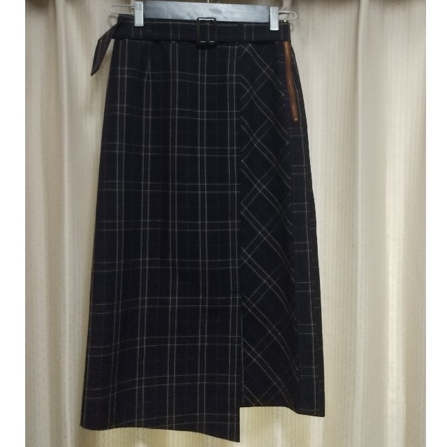 Andemiu(アンデミュウ)のアンデミュウ タイトスカート レディースのスカート(ひざ丈スカート)の商品写真