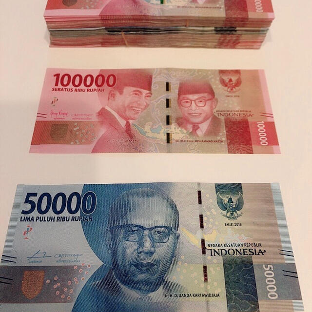 インドネシアルピア(200万RP)紙幣-