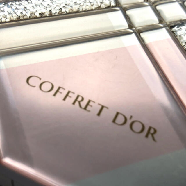 COFFRET D'OR(コフレドール)のコフレドール　ファンデーション　ケースのみ　カネボウ中古品 コスメ/美容のベースメイク/化粧品(その他)の商品写真