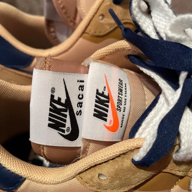 sacai(サカイ)の NIKE × SACAI VAPORWAFFLE SESAME 27.5cm メンズの靴/シューズ(スニーカー)の商品写真