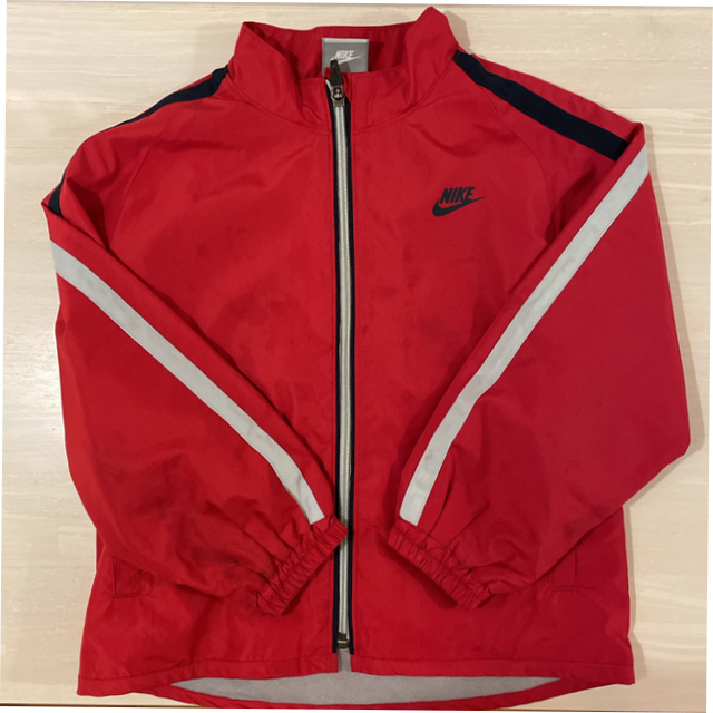 NIKE(ナイキ)のNIKE  ウインドブレーカー☆サイズ 120cm キッズ/ベビー/マタニティのキッズ服男の子用(90cm~)(ジャケット/上着)の商品写真