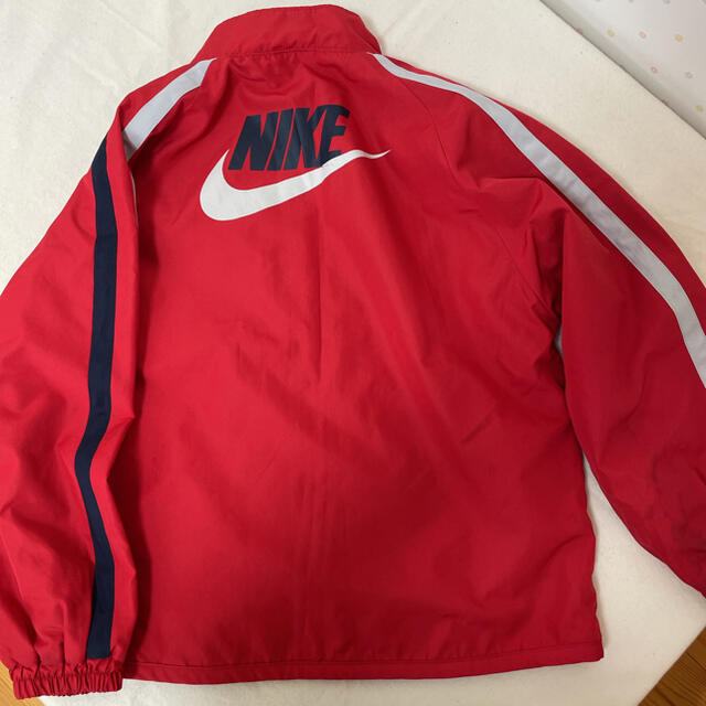 NIKE(ナイキ)のNIKE  ウインドブレーカー☆サイズ 120cm キッズ/ベビー/マタニティのキッズ服男の子用(90cm~)(ジャケット/上着)の商品写真