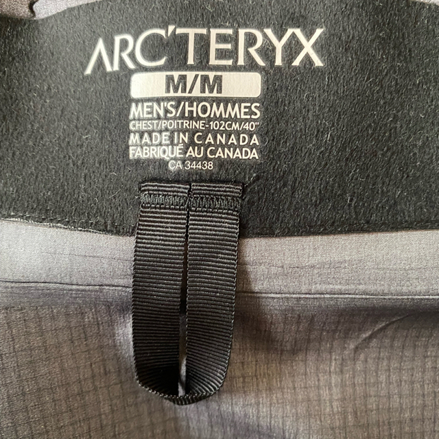 ARC'TERYX(アークテリクス)のARC'TERYX  ALPHA SV JACKET メンズのジャケット/アウター(マウンテンパーカー)の商品写真