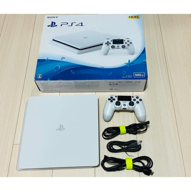 ゲームソフト/ゲーム機本体【美品】PlayStation4ホワイト 500GB CUH-2100AB02