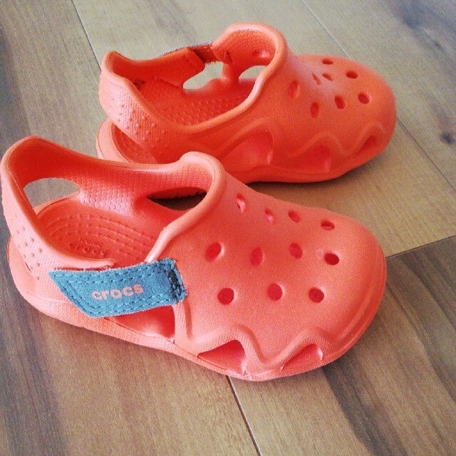 crocs(クロックス)のクロックス　キッズ　6 キッズ/ベビー/マタニティのベビー靴/シューズ(~14cm)(サンダル)の商品写真