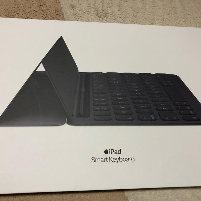 iPad smart keyboard