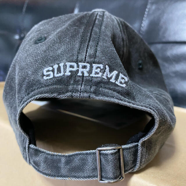 Supreme(シュプリーム)のsupreme s logo 6-panel denim メンズの帽子(キャップ)の商品写真