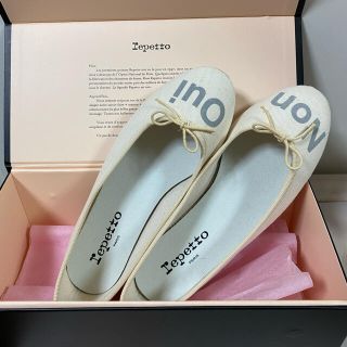 レペット(repetto)のレペット　ロゴ入り　37.5 今期　新品未使用(バレエシューズ)