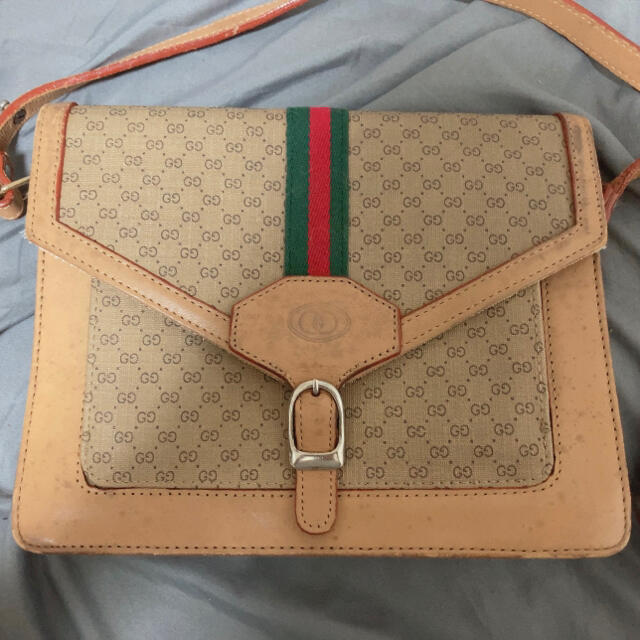 Gucci(グッチ)のgucciショルダーバック レディースのバッグ(ショルダーバッグ)の商品写真