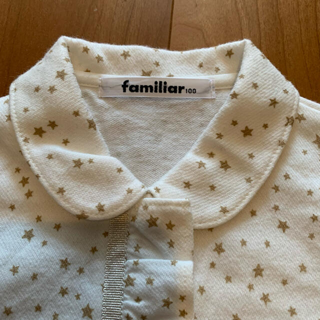 familiar(ファミリア)の⭐️極美品‼︎⭐️familiarファミリア⭐️お星さま柄フリルブラウス 100 キッズ/ベビー/マタニティのキッズ服女の子用(90cm~)(ブラウス)の商品写真