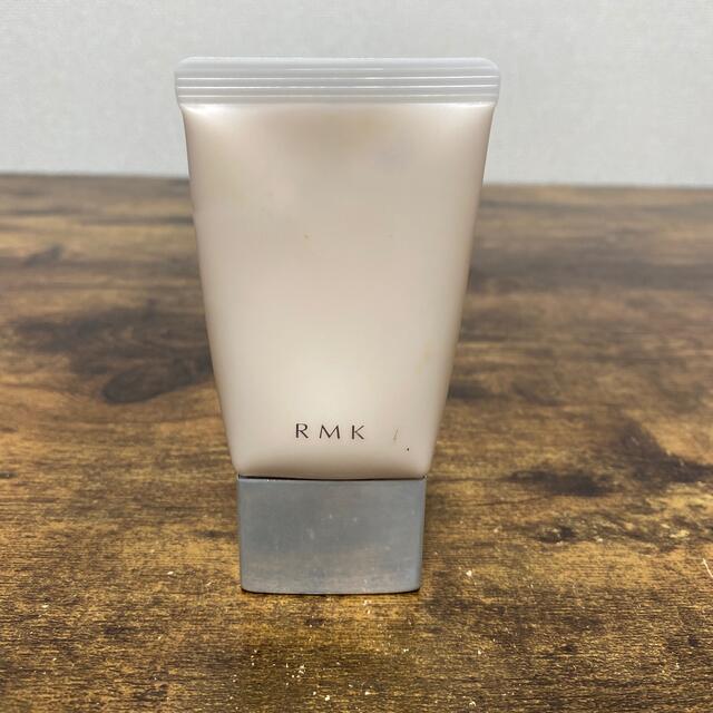 RMK(アールエムケー)のRMK クリーミィポリッシュトベースN 01 コスメ/美容のベースメイク/化粧品(化粧下地)の商品写真