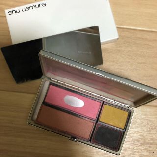 シュウウエムラ(shu uemura)のshu uemura アイシャドウケース(ボトル・ケース・携帯小物)