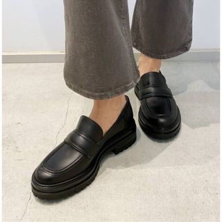 アパルトモンドゥーズィエムクラス(L'Appartement DEUXIEME CLASSE)のGIANVITO ROSSI ジャンヴィト ロッシ  ローファー agro (ローファー/革靴)