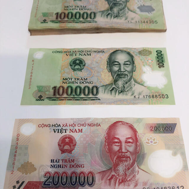 ベトナム　ドン　500万ドン　紙幣