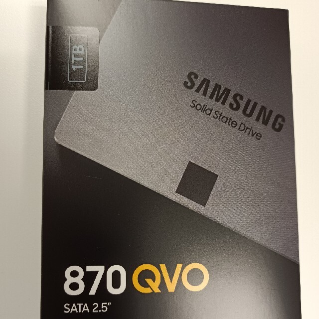 Samsung 870QVO 新品未使用 内蔵SSD 1TBPCパーツ