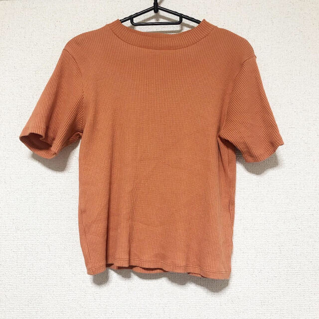 GU(ジーユー)のGU リブニットTシャツ レディースのトップス(Tシャツ(半袖/袖なし))の商品写真