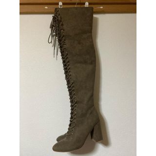 フォーエバートゥエンティーワン(FOREVER 21)のセール！FOREVER21 レースアップ ニーハイ ロングブーツ 23.5cm(ブーツ)