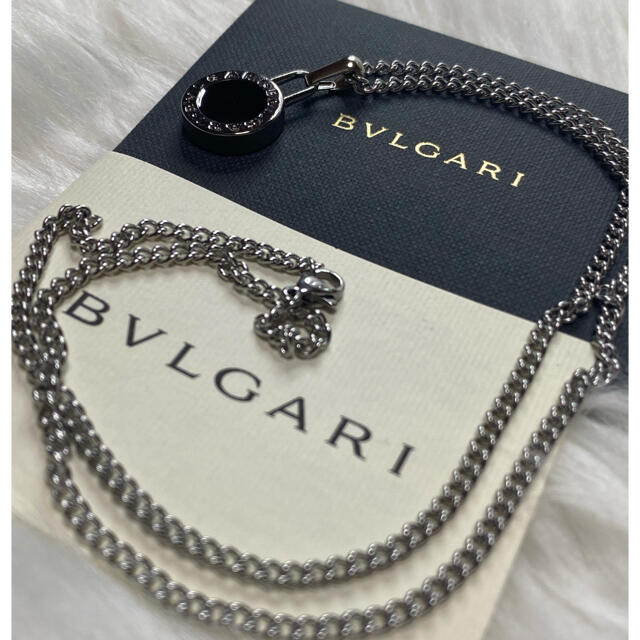 BVLGARI - 【新品正規品】BVLGARI ペンダント チャーム +チェーン 革紐 ...