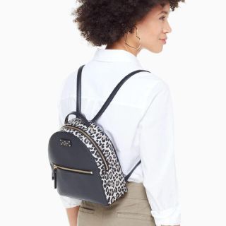 ケイトスペードニューヨーク(kate spade new york)の【美品】ケイトスペード kate spade リュック レオパード柄(リュック/バックパック)