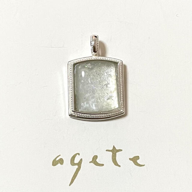 希少】agete ローマンガラス チャーム-
