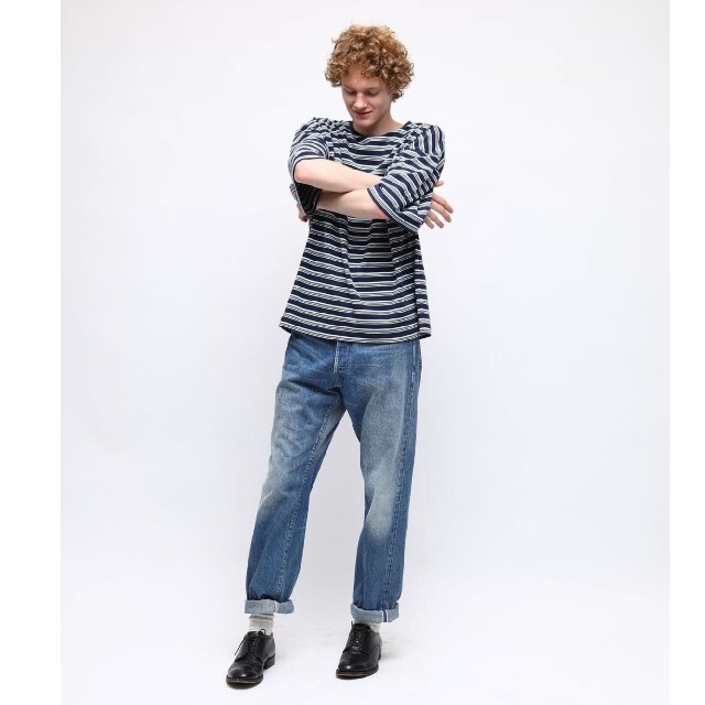 COMOLI(コモリ)のLENO HOMME loose jeans fade indigo2020ss メンズのパンツ(デニム/ジーンズ)の商品写真