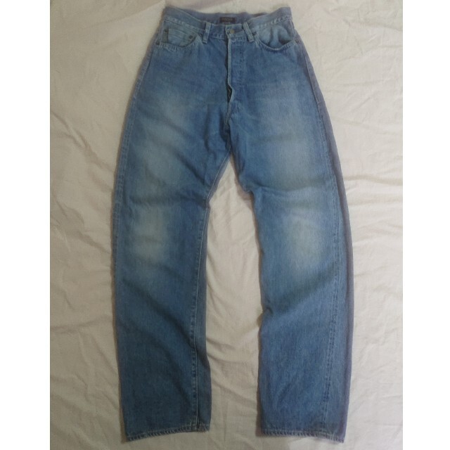 COMOLI(コモリ)のLENO HOMME loose jeans fade indigo2020ss メンズのパンツ(デニム/ジーンズ)の商品写真