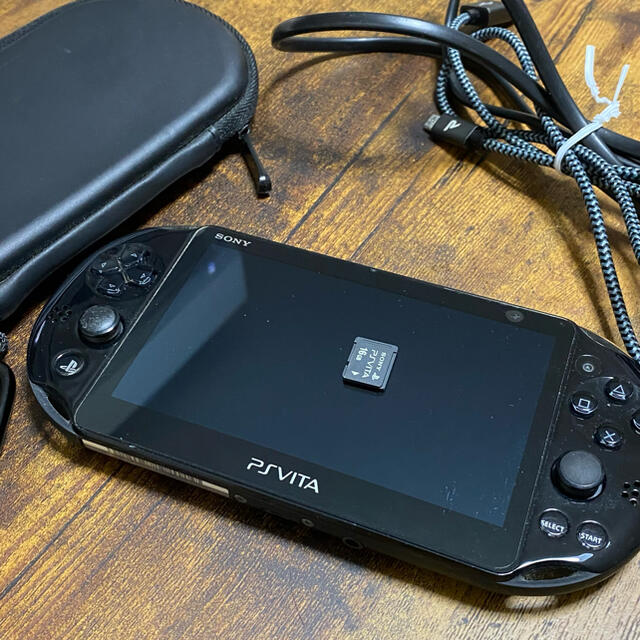 PlayStation Vita PCH-2000 ブラック携帯用ゲーム機本体