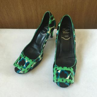 ロジェヴィヴィエ(ROGER VIVIER)のロジェヴィヴィエ パンプス(ハイヒール/パンプス)